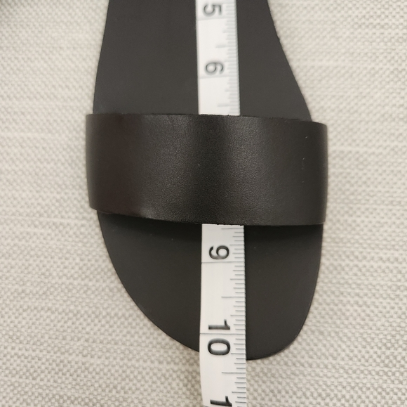 Urban Oitfitters Lana Ankle Strap Black Leather Flat Sandals Women Size 9 - Picture 12 of 14